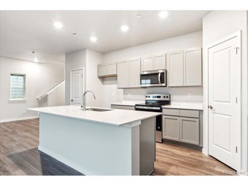 18998 E 94th Pl, Commerce City, CO, 80022-2493 | Card Image