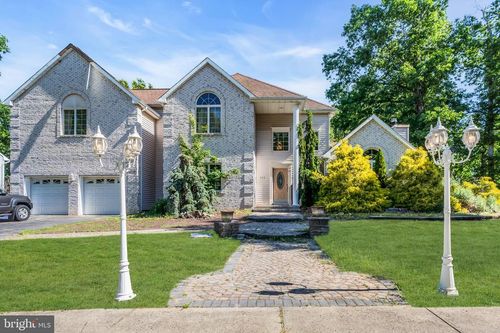 203 Superior Ct, Toms River, NJ, 08755-1011 | Card Image