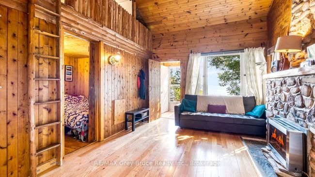 1081 Dyers Bay Rd, House other with 2 bedrooms, 1 bathrooms and 4 parking in Miller Lake ON | Image 14