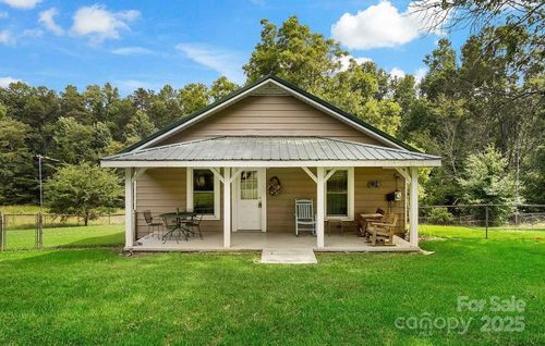 250 Circus Trl, Forest City, NC, 28043-5687 | Card Image