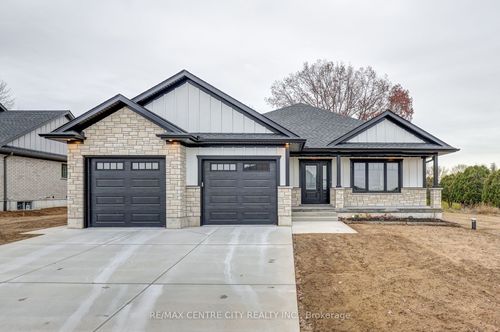 56081 Maverick Court, Bayham, ON, N0J1Y0 | Card Image