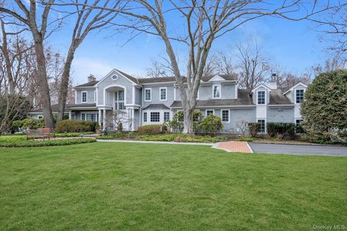 32 Old House Ln, Port Washington, NY, 11050-1915 | Card Image