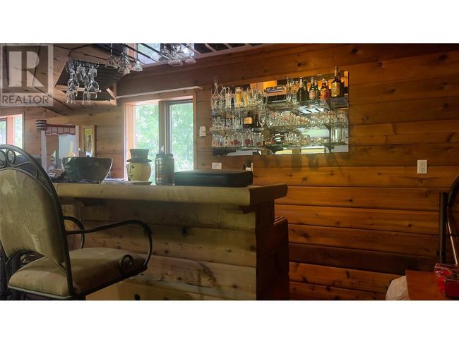 5110 Vance Rd, House other with 3 bedrooms, 3 bathrooms and 2 parking in Canyon BC | Image 11