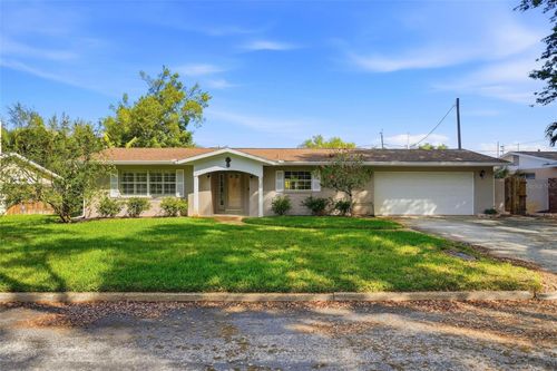 8235 39th Ave N, St Petersburg, FL, 33709-4025 | Card Image