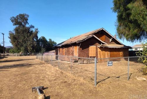 10462 Park Ave, Santee, CA, 92071-3021 | Card Image