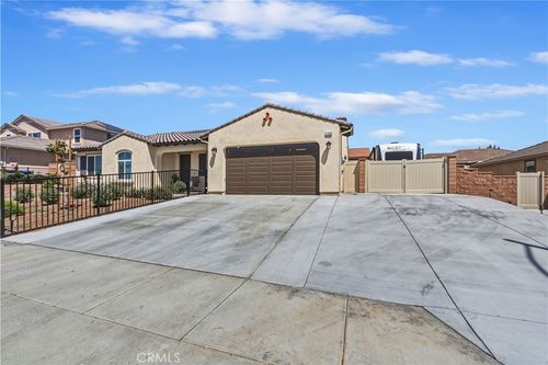 1560 Foothill Dr, Banning, CA, 92220-1132 | Card Image
