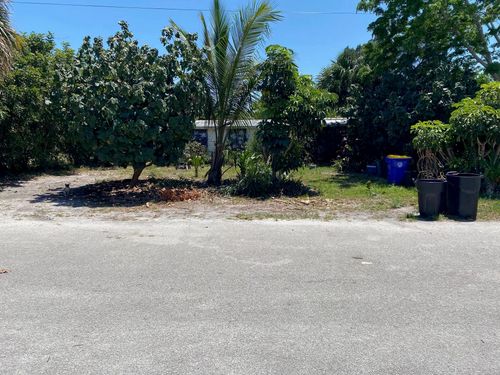 1280 Ne Olive St, Jensen Beach, FL, 34957-5628 | Card Image