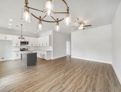 a-4818 Paula St, Houston, TX, 77033-4116 | Card Image