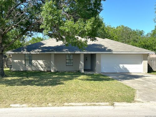 1513 Preston Dr, Seguin, TX, 78155-5260 | Card Image
