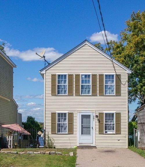 281 Mattakeesett St, Pembroke, MA, 02359-2520 | Card Image