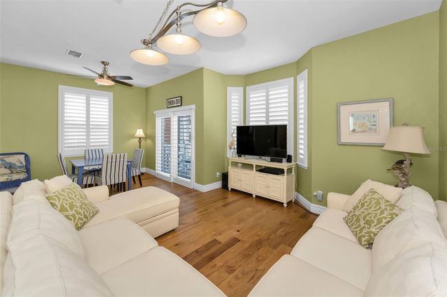 13303 Gulf Ln, House other with 6 bedrooms, 6 bathrooms and null parking in MADEIRA BEACH FL | Image 15