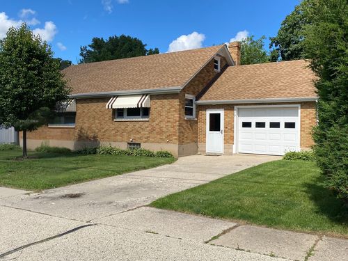 279 N State St, Hampshire, IL, 60140-9677 | Card Image