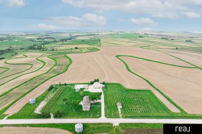 31506 Pioneer Trl, House other with 6 bedrooms, 3 bathrooms and 8 parking in Treynor IA | Image 93