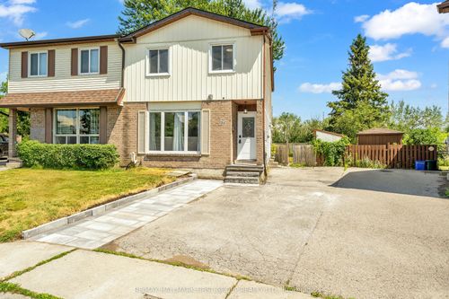 195 Castlebar Cres, Oshawa, ON, L1J7B3 | Card Image