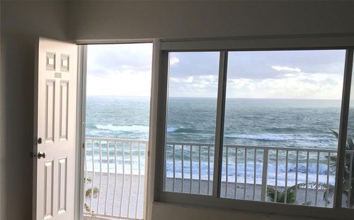 303-300 Oregon St, Hollywood, FL, 33019-2029 | Card Image