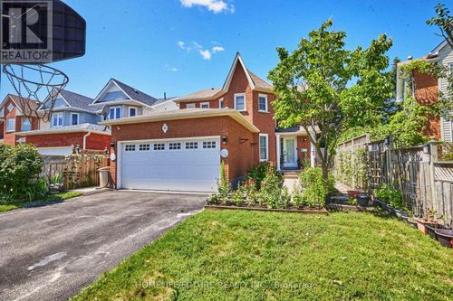 58 O'Shaughnessy Cres, Barrie, ON, L4N7L8 | Card Image