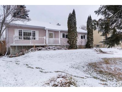 9302 89 St Nw, House other with 2 bedrooms, 2 bathrooms and 5 parking in Edmonton AB | Image 2