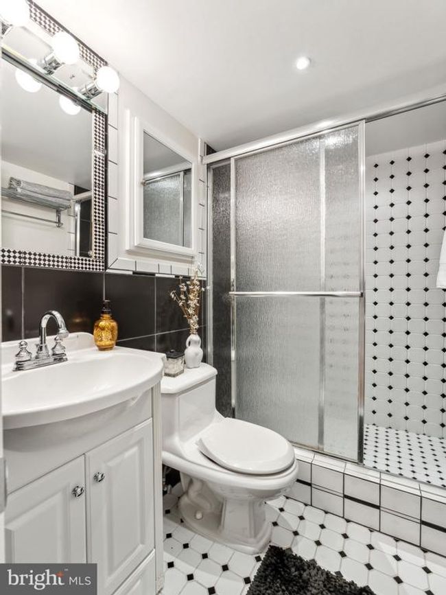 APT-909 - 1816 New Hampshire Ave Nw, Home with 1 bedrooms, 1 bathrooms and null parking in WASHINGTON DC | Image 17