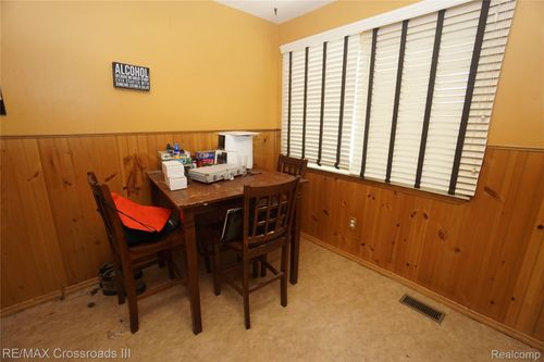 42054 Lincoln St, Van Buren Township, MI, 48111-3435 | Card Image