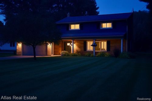 5337 Wakefield Rd, Grand Blanc, MI, 48439-9186 | Card Image