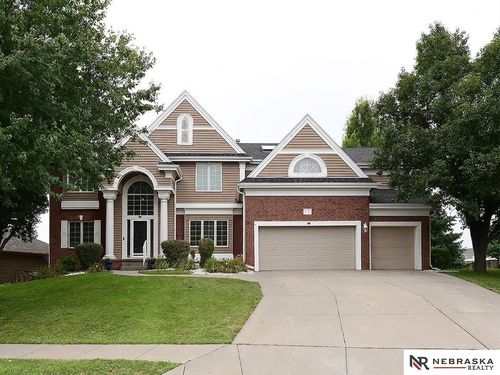 16302 Hartman Ave, Omaha, NE, 68116-3755 | Card Image