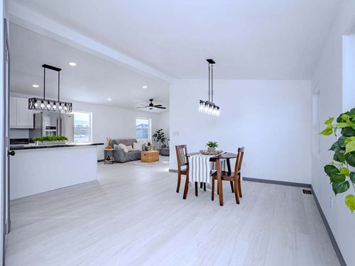 604-A Eugene St, Merrill, WI, 54452-9484 | Card Image