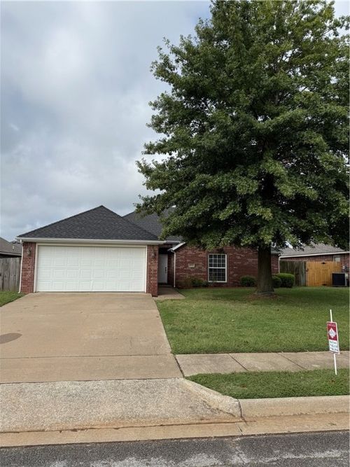 6012 S 36th St, Rogers, AR, 72758-9031 | Card Image