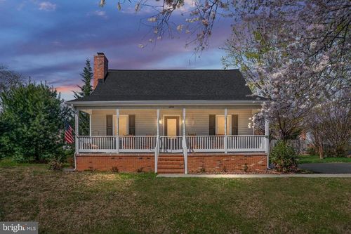 4008 Blake Dr, FREDERICKSBURG, VA, 22407-6805 | Card Image