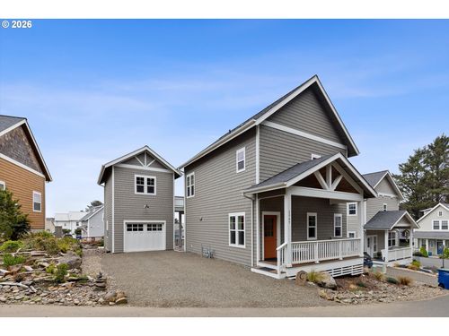 2065 Ne Mulberry Loop, Lincoln City, OR, 97367-9531 | Card Image