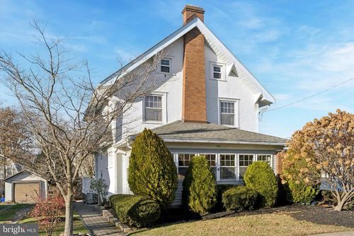 100 Yale Rd, HAVERTOWN, PA, 19083-3628 | Card Image