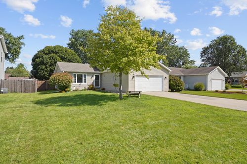 986 93rd St, Pleasant Prairie, WI, 53158-4918 | Card Image