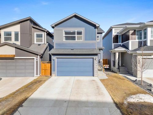 132 Wolf Hollow Crescent Se, Calgary, AB, T2X1T8 | Card Image