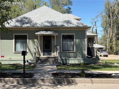 703 Spruce Ave, Rocky Ford, CO, 81067-2035 | Card Image