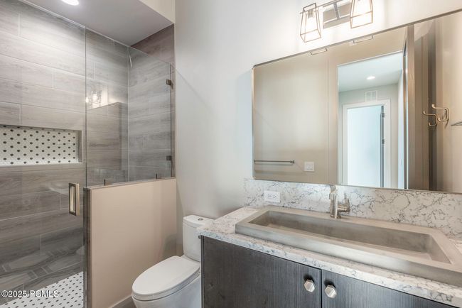 1817 W Skyridge Dr, Home with 5 bedrooms, 6 bathrooms and null parking in Mayflower Mnt UT | Image 39