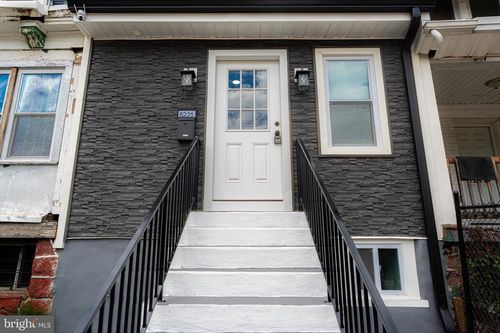 5221 Warrington Ave, PHILADELPHIA, PA, 19143-4212 | Card Image