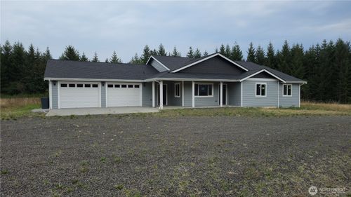 400 E Mclane Cove Dr, Grapeview, WA, 98546-8902 | Card Image