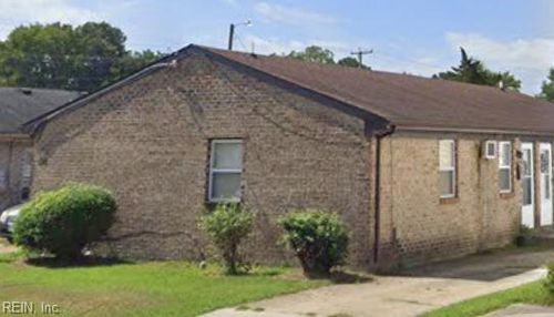 a-2305 Palmyra St, Norfolk, VA, 23513-4320 | Card Image