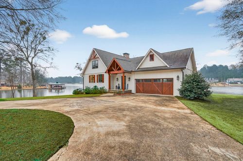 139 Woodhaven Dr, Eatonton, GA, 31024-7746 | Card Image