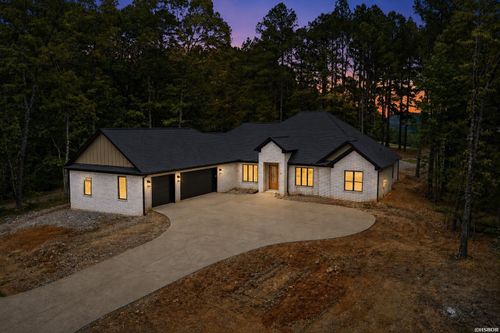81 Elcano Dr, Hot Springs Village, AR, 71909-7873 | Card Image