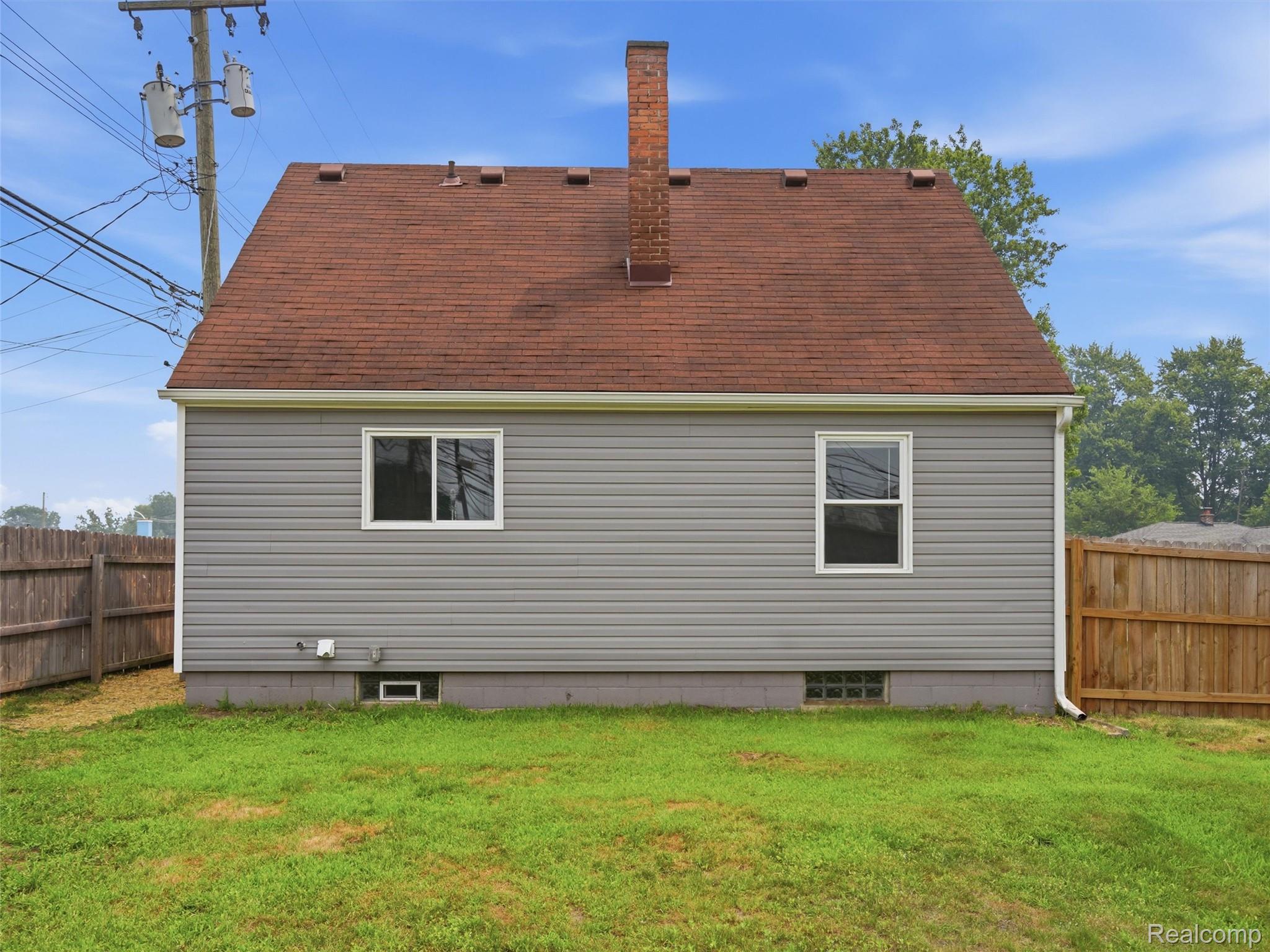 Residential in Livonia 5