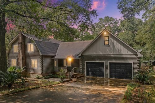 3560A Pelham Dr, Mobile, AL, 36619-4423 | Card Image