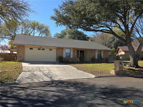 248 Hilltop Dr, Seguin, TX, 78155-7122 | Card Image