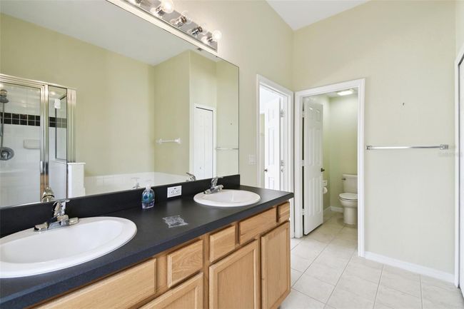 Primary en-suite | Image 14