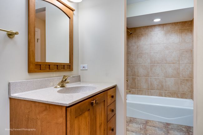 36 Billy Casper Ln, Condo with 3 bedrooms, 4 bathrooms and 4 parking in Midlothian IL | Image 30