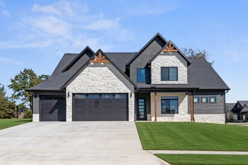 3600 Bearpaw Path, Bentonville, AR, 72712-4390 | Card Image