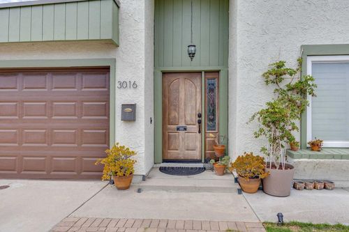 3016 Analiese Way, San Diego, CA, 92139-3803 | Card Image