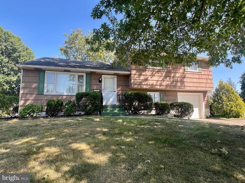 20 Grace Ave, PENNSVILLE, NJ, 08070-1205 | Card Image