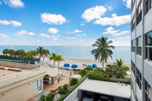 302-4010 Galt Ocean Dr, Fort Lauderdale, FL, 33308-6504 | Card Image