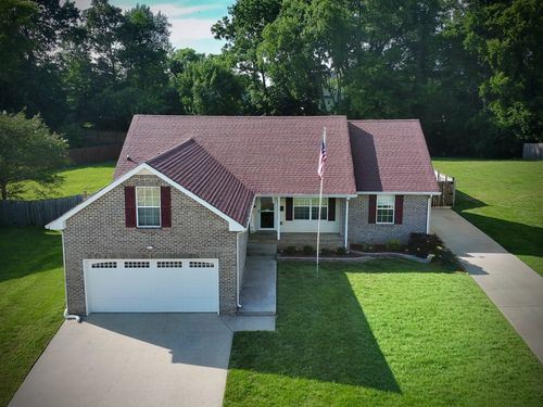 3510 Clover Hill Dr, Clarksville, TN, 37043-3881 | Card Image
