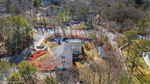 1 Katies Way, Sandwich, MA, 02563-2513 | Card Image